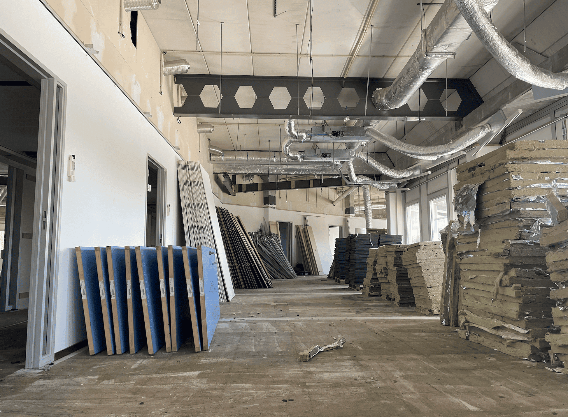 Materialen geïnventariseerd in een leeg pand